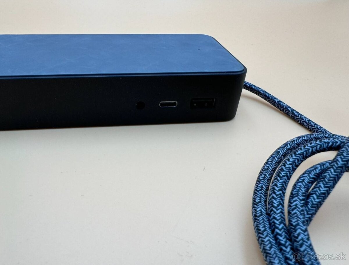 Predám dokovaciu stanicu na notebooky HP HP USB-C Universal - 8