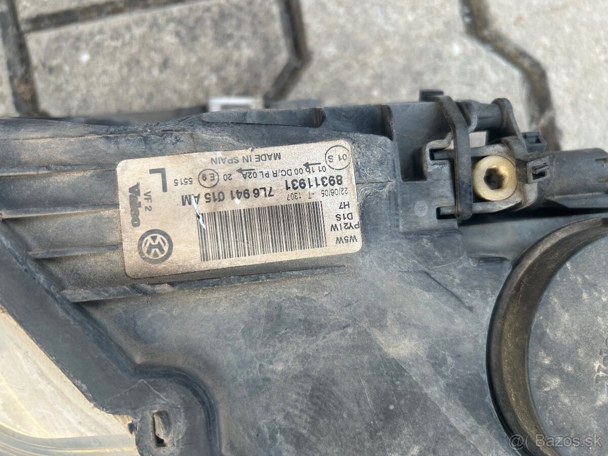 Svetlá Volkswagen Touareg 7L - 8