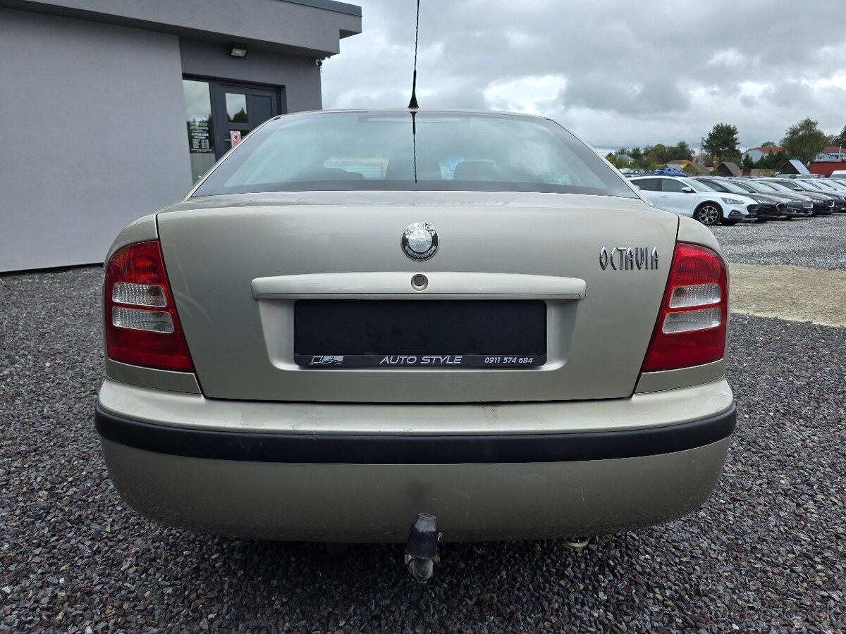 Škoda Octavia 1.6 Elegance - 8
