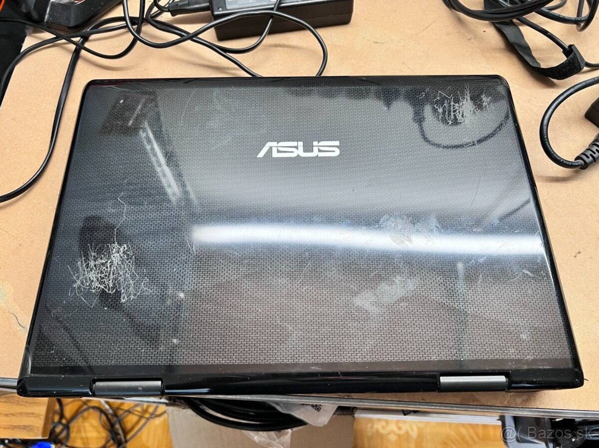 Predám notebook Asus Intel Core2Duo 2x2,00GHz.3gb ram.160gbH - 8