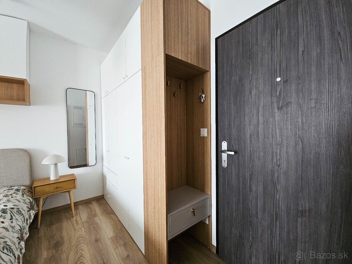 Exkluzívny 1+kk + balkón + parkovanie - 8