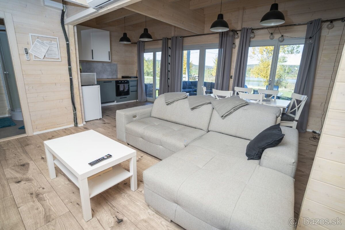 Chata/Domček pri jazere Vadna - 8