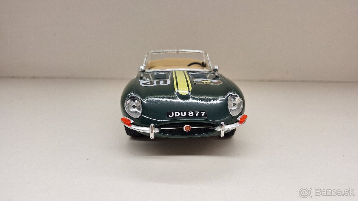 1:18 JAGUAR E CABRIO No. 40 - 8