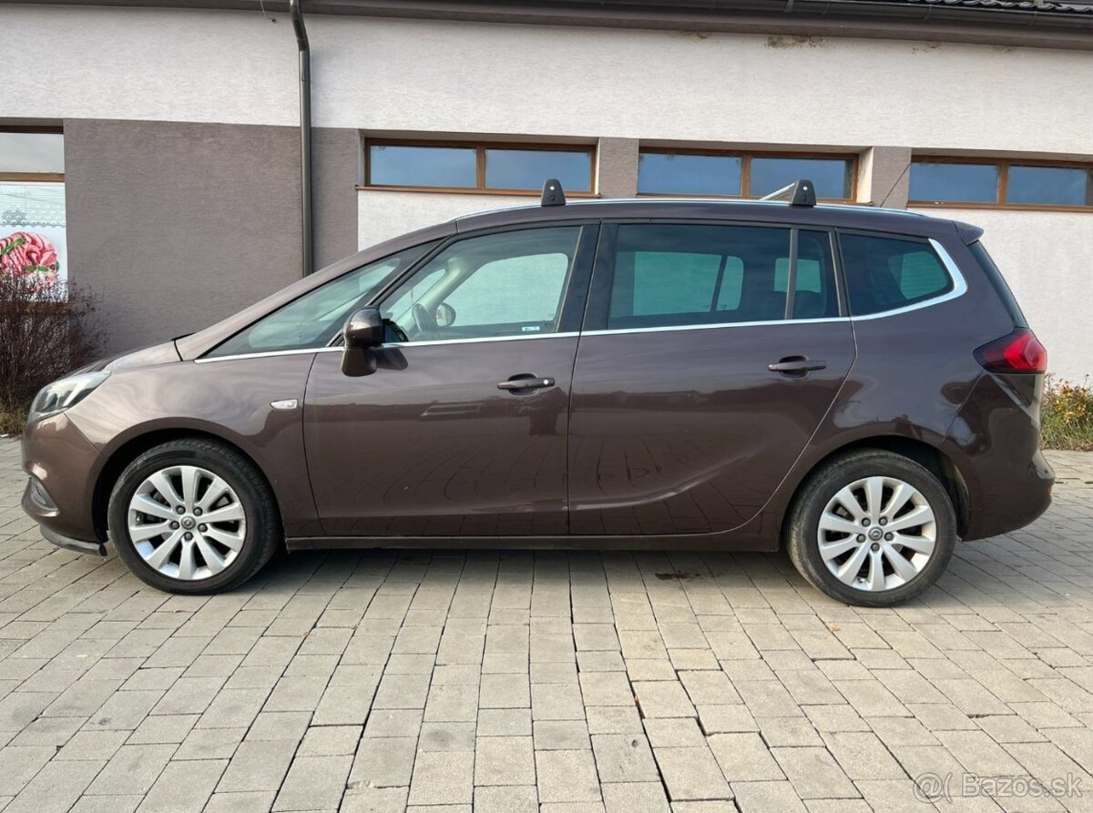 Opel Zafira Tourer 1.4 benzín + LPG - 8