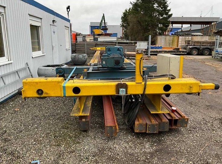 Mostový žeriav - 8