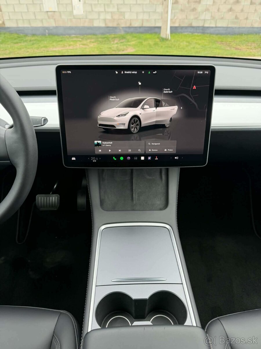 Tesla Model Y 378 KW LONG RANGE-DUAL MOTOR - 8