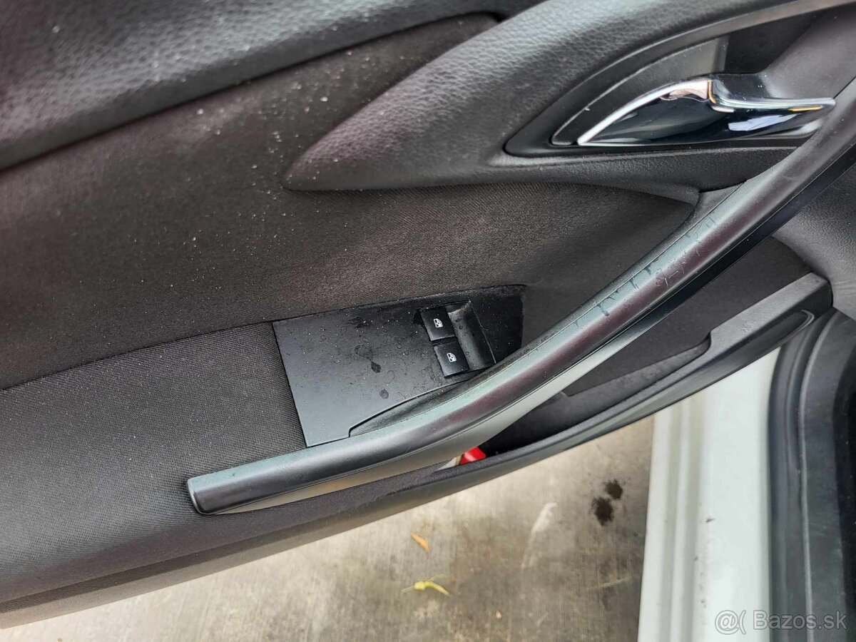 Opel Astra J 1,7CDTi 81kw kód: A17DTS - 8