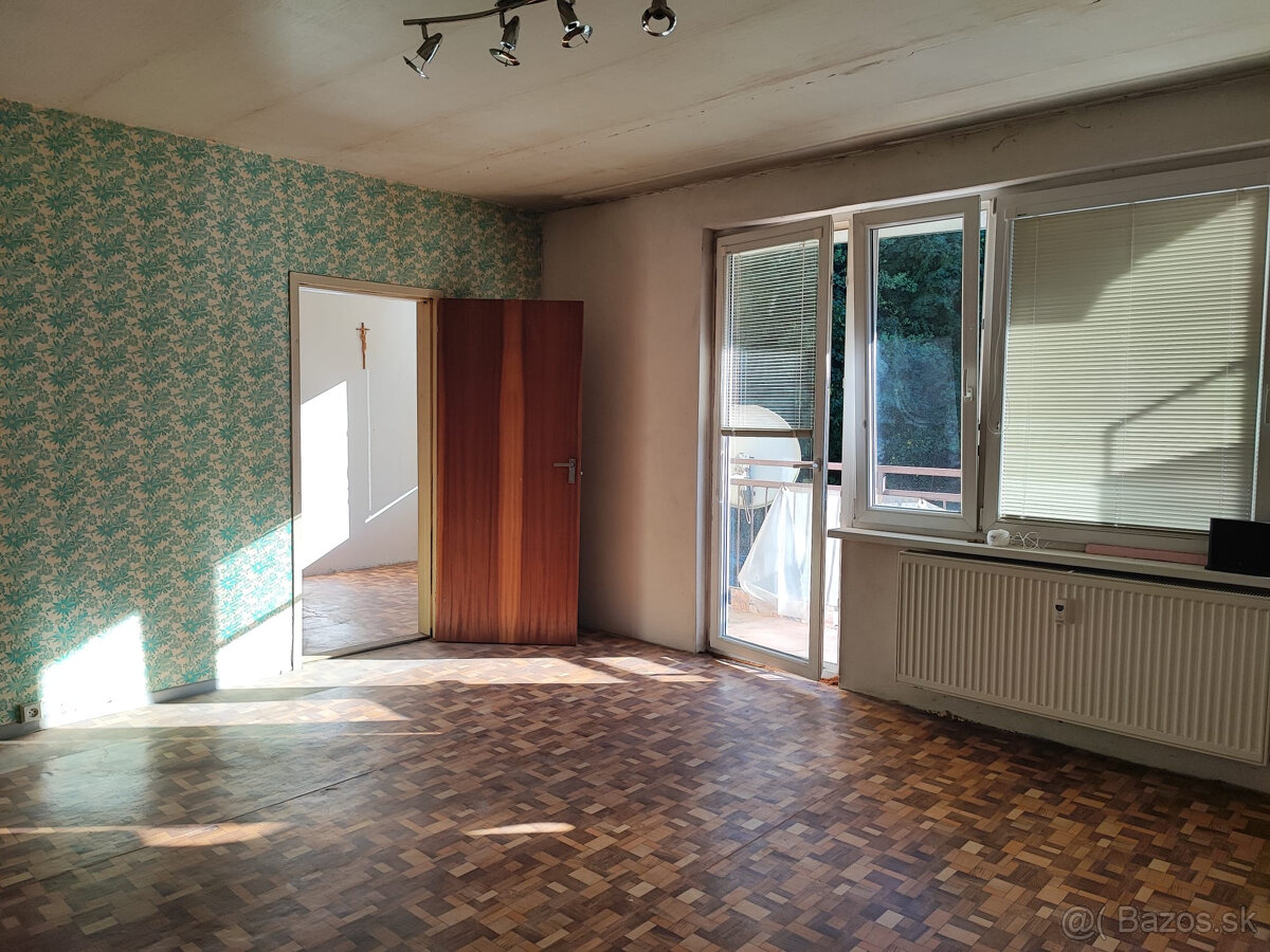 Predáme 3 izbový byt v Trenčianskych Tepliciach - 8