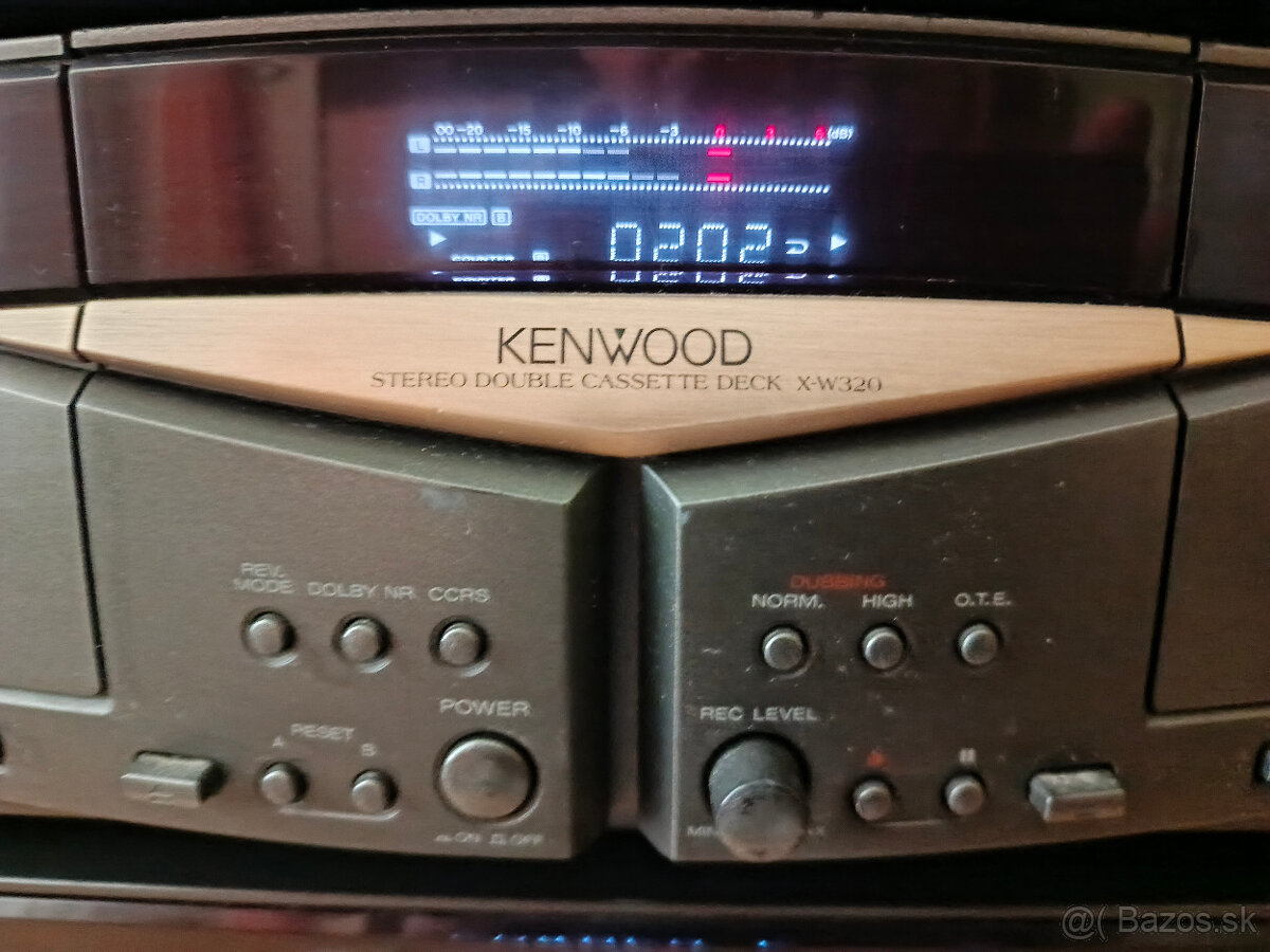 HIFI zostava - k dispozícíí ešte 5CD menič a kazetový deck - 8