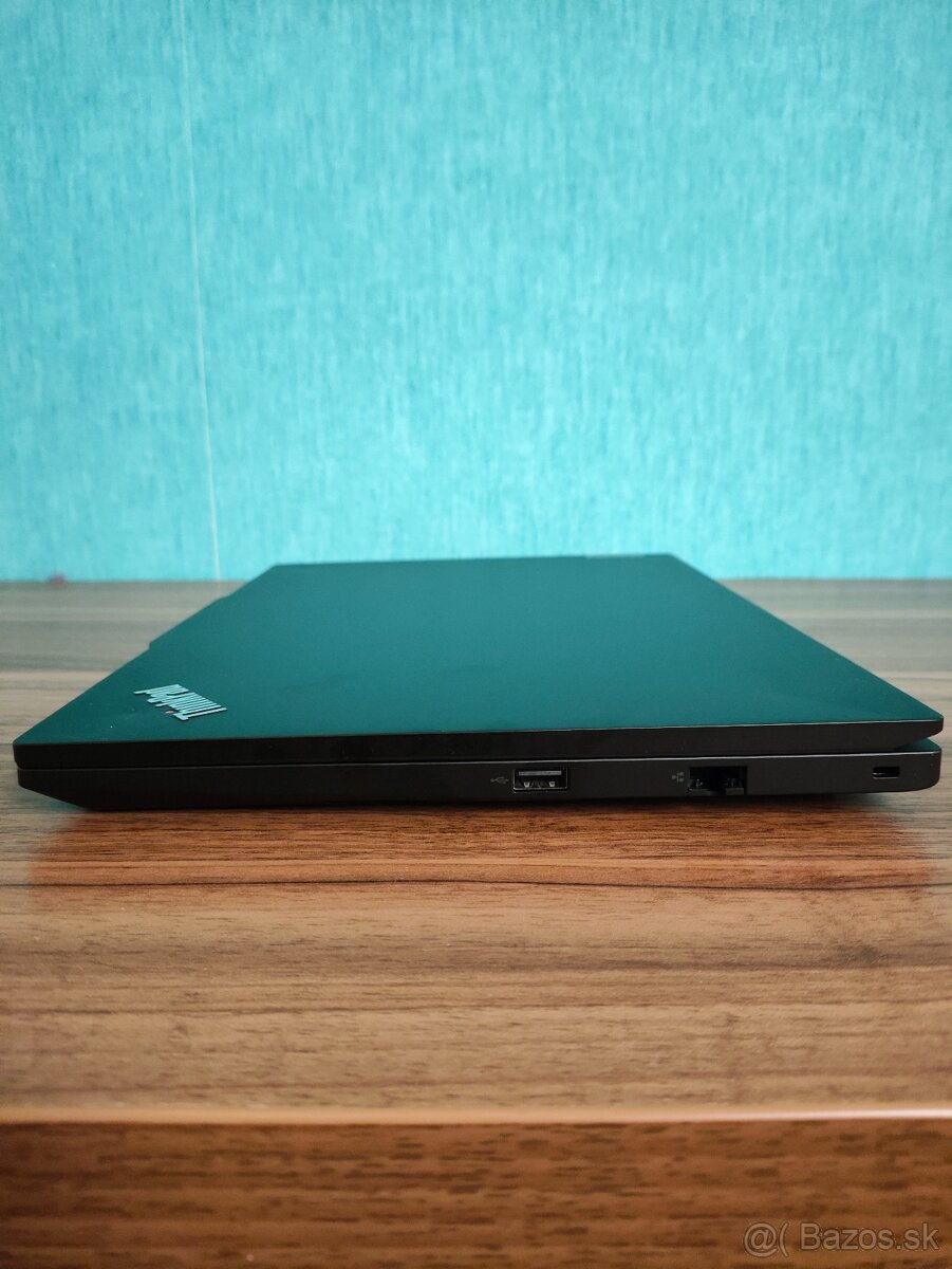 Lenovo E14 G5 – i5 13.gen / 8GB / 256GB - 8