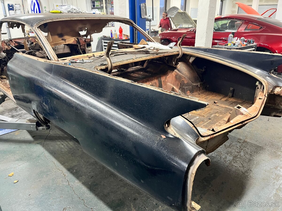 Cadillac DeVille Coupe - 8