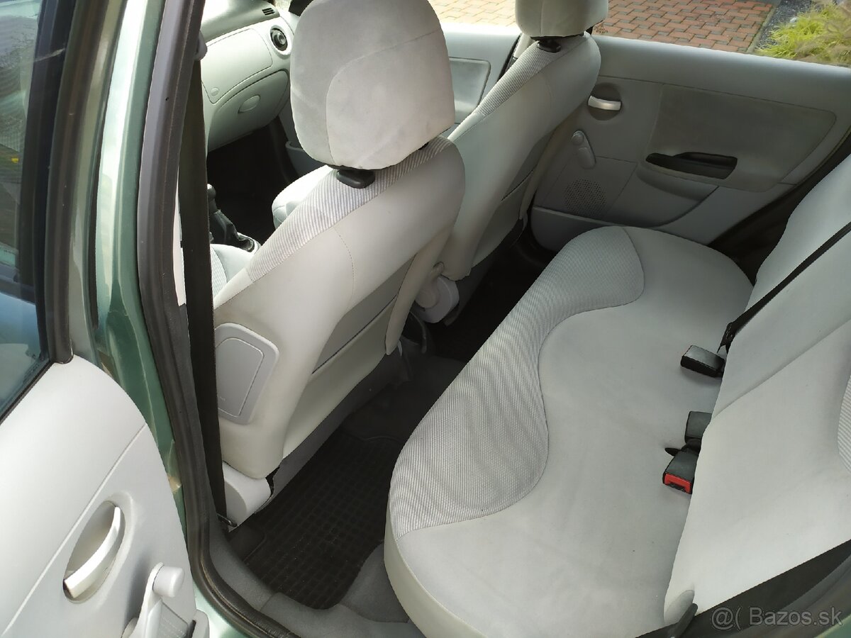 Citroen C3 1.4/54Kw .. naj 130-Tisickm - 8