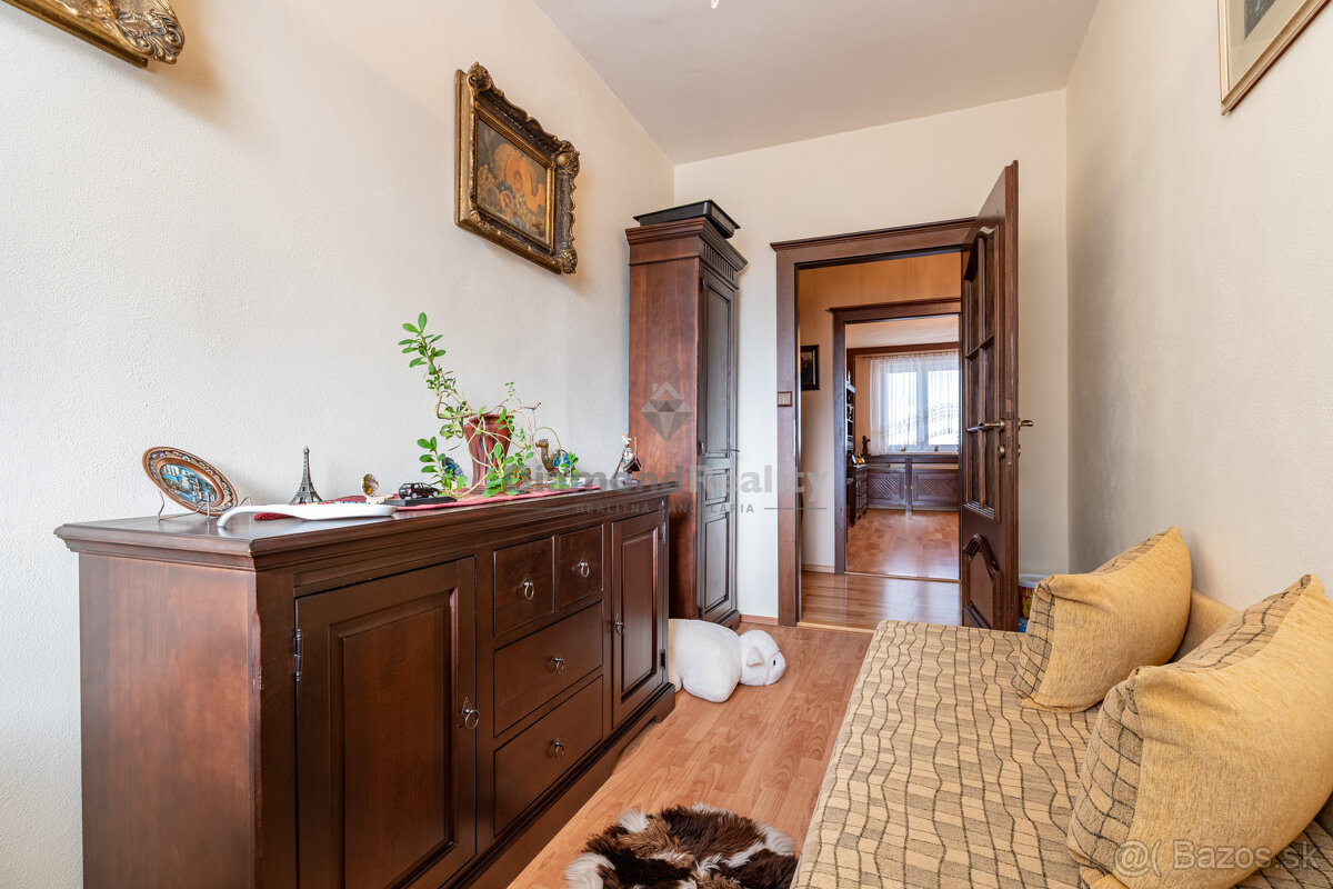 NA PREDAJ 4 IZBOVÝ BYT (79m2 + LOGGIA) S VÝNIMOČNÝM DIZAJNOM - 8