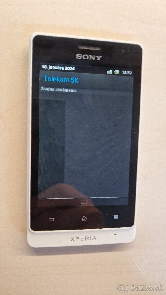 Sony Xperia GO (ST27i) GB 4GB 512MB RAM - 8