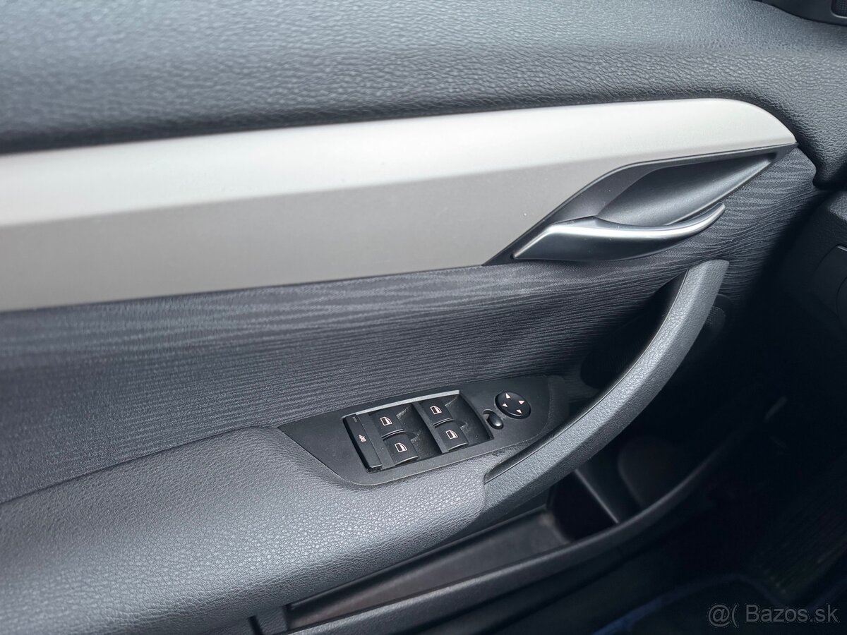 BMW X1 xDrive 18d – 4x4, automat, 105 kW, výborný stav - 8