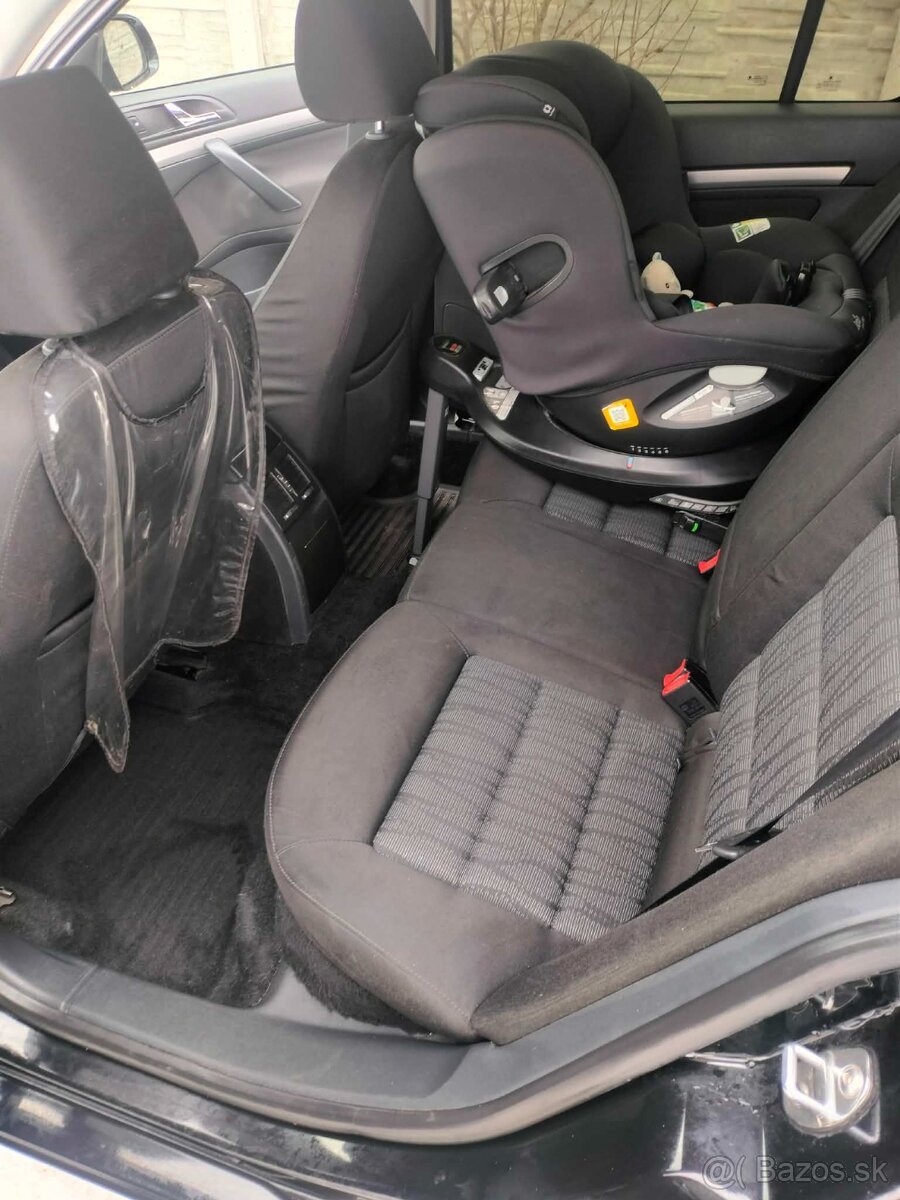 Škoda Octavia II Facelift Combi - 8