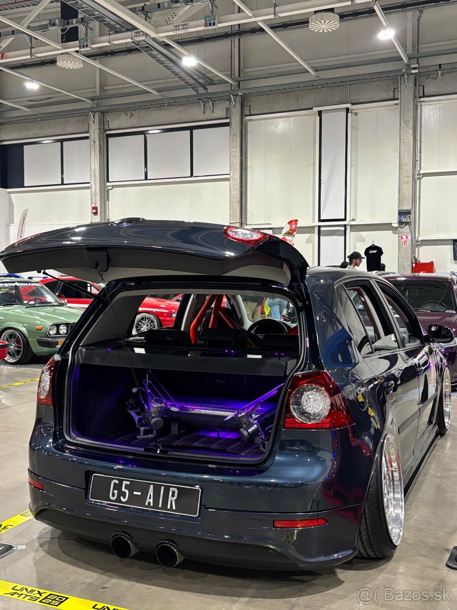 Volkswagen Golf 5 - 8