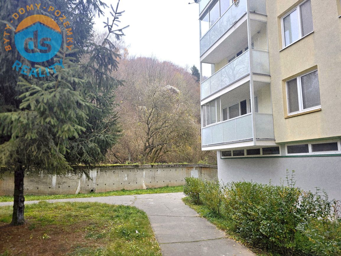 Na predaj byt 3+1, balkón, 64 m2, Trenčianske Teplice, Štvrť - 8