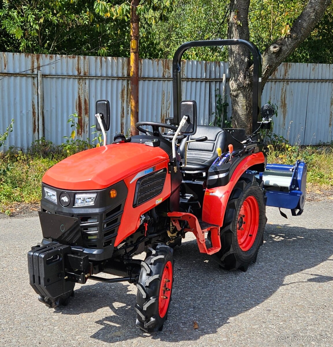 Malotraktor, traktor RHINO 25 HP, pluh 1/20, rotavátor 105 - 8