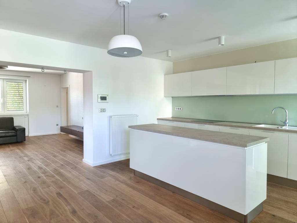 PREDAJ - 3 izbový dom v centre mesta, Nitra - 8