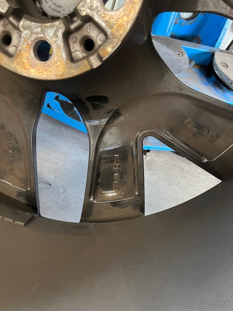 Elektróny R19 225/45 R19 mischelin - 8