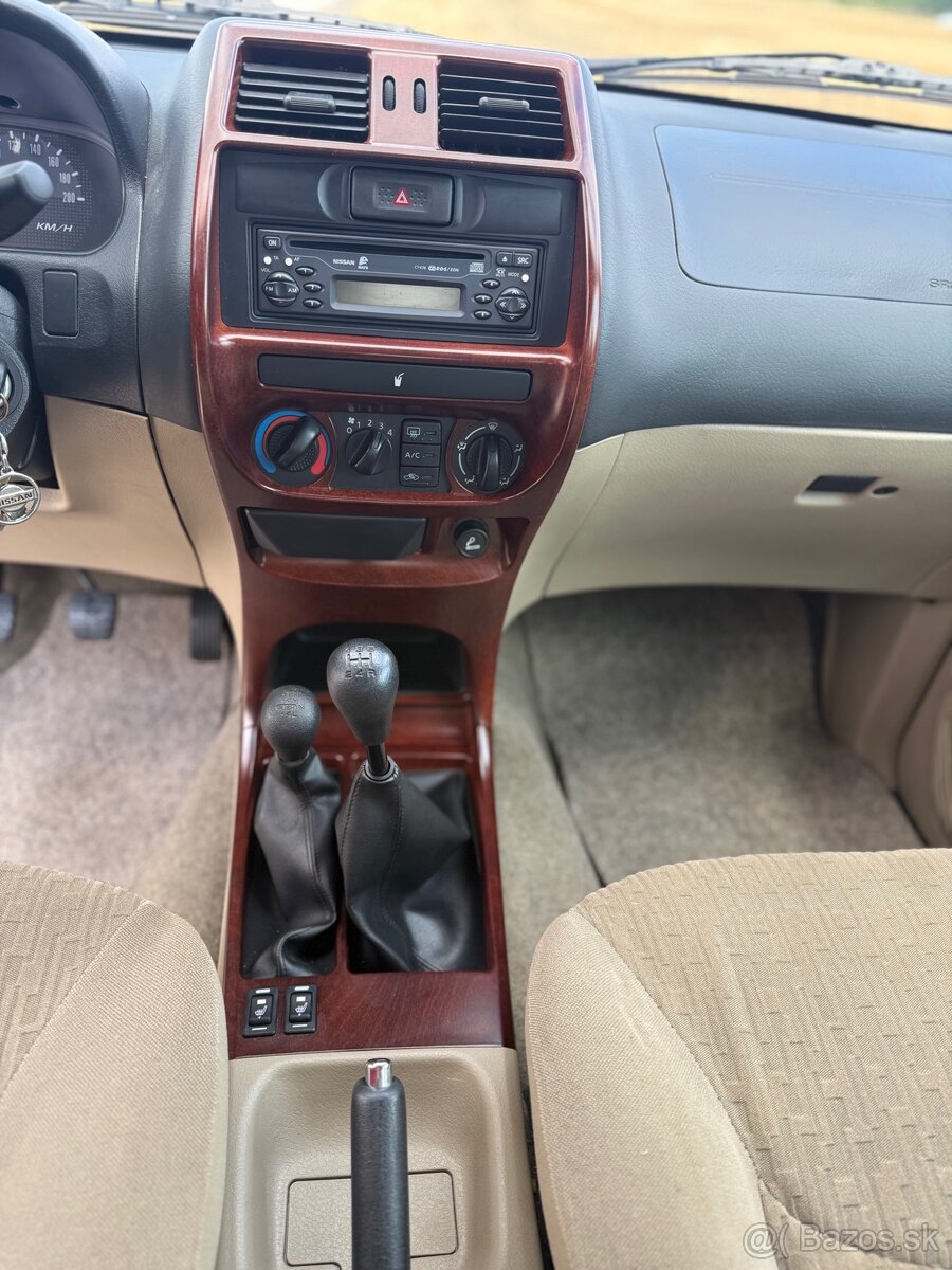 Nissan Terrano - 8