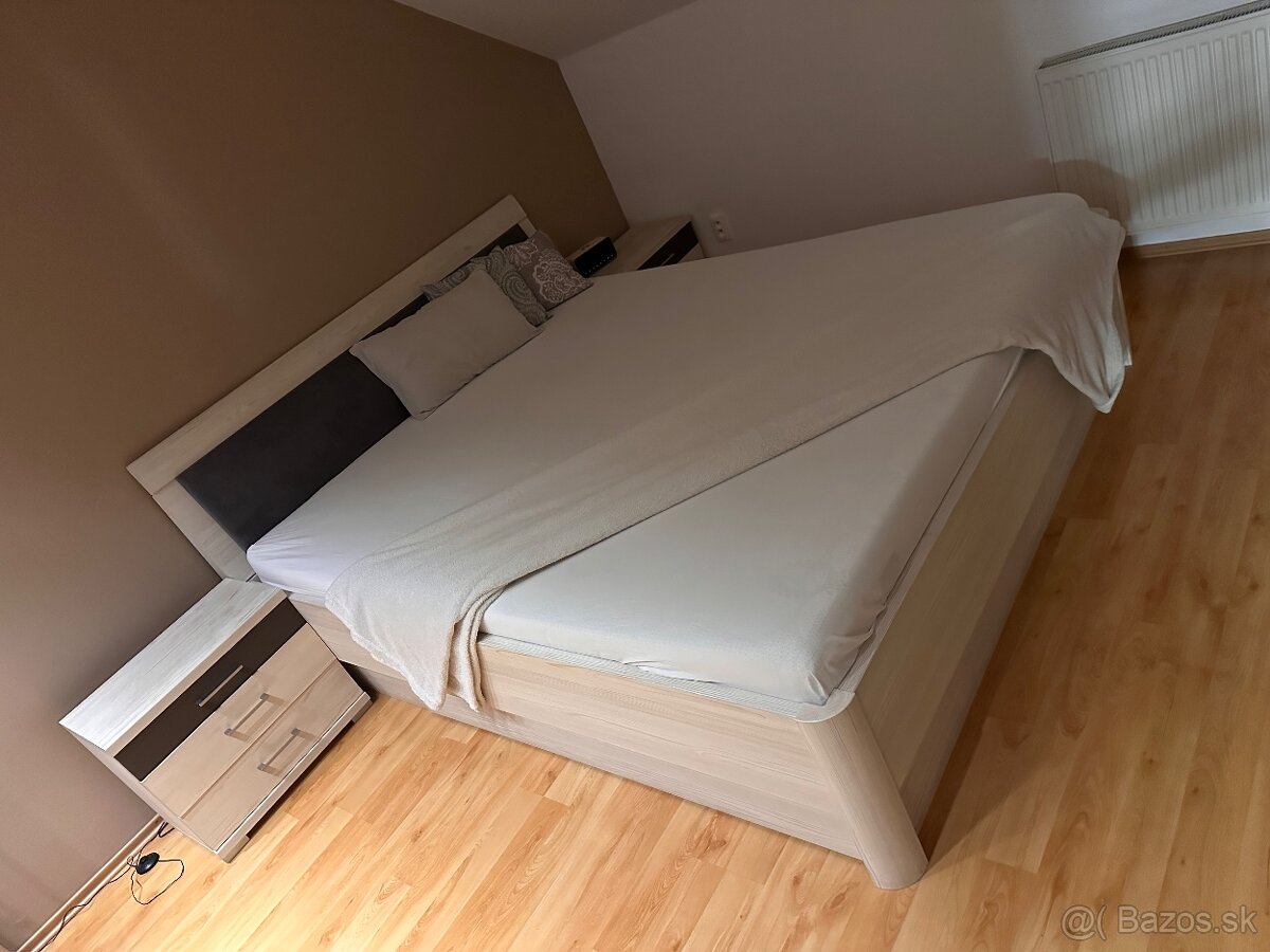 Luxusná a štýlová spálňa - 8