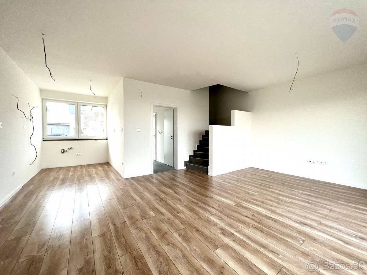 Predaj: Rodinný dom, Dunajská Streda, 4 izby, 93 m2 ÚP, 207 - 8