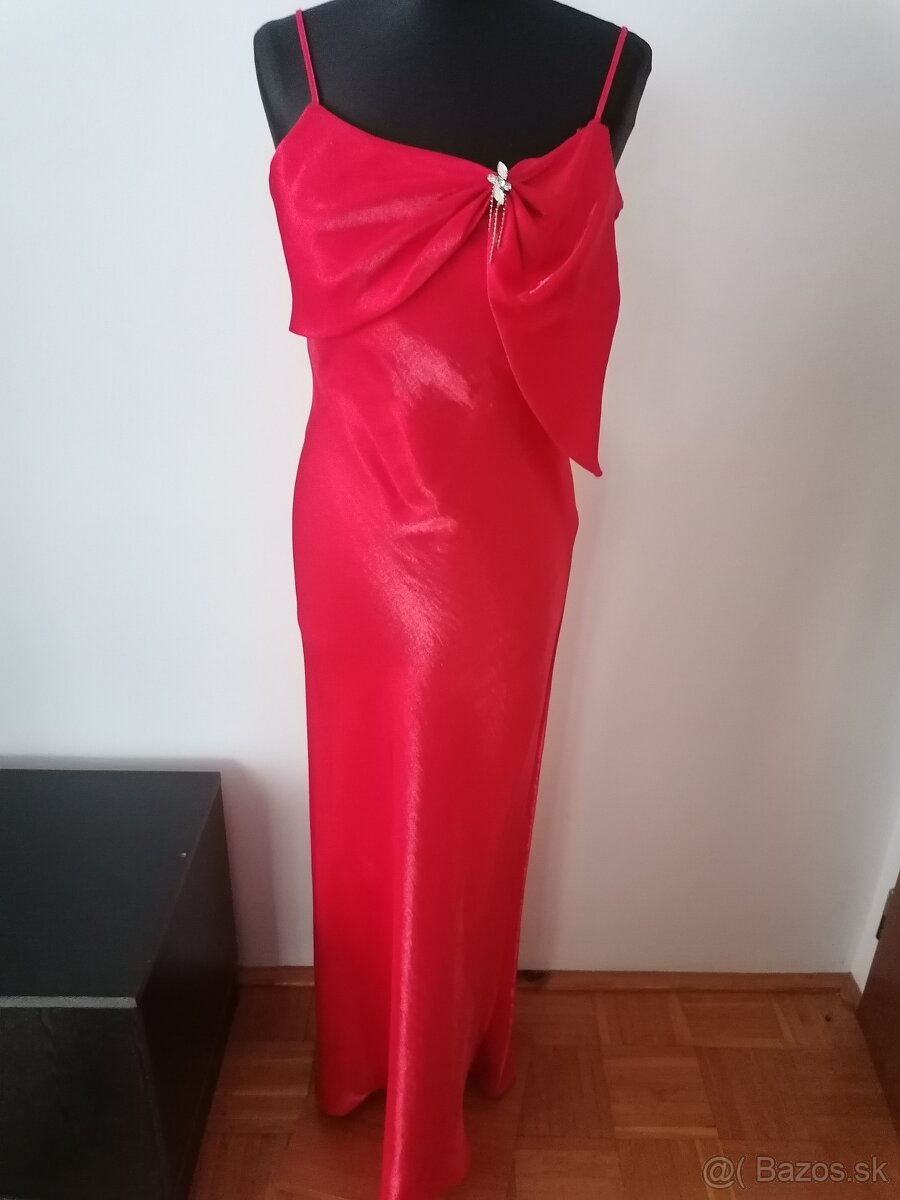 Trendovés spoločenské šaty M - 8