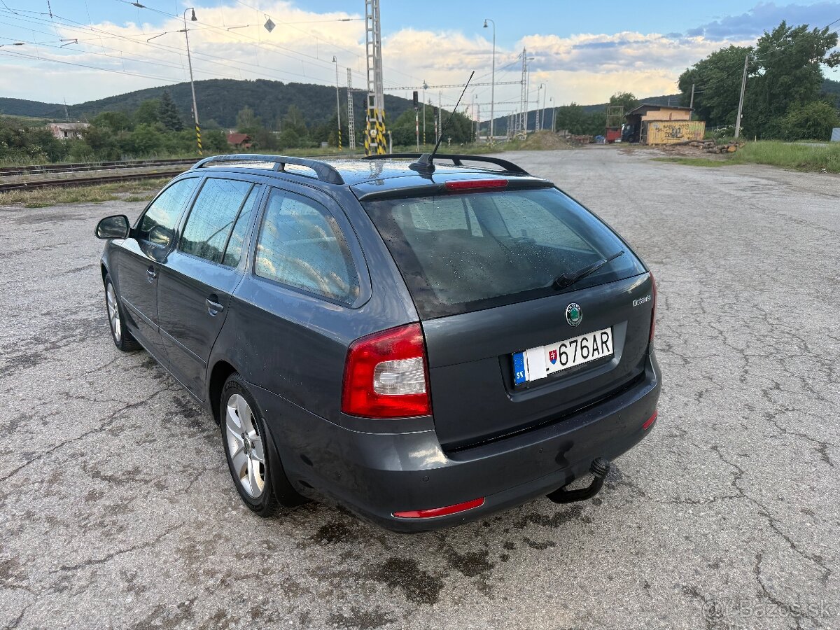 Škoda Octavia - 8