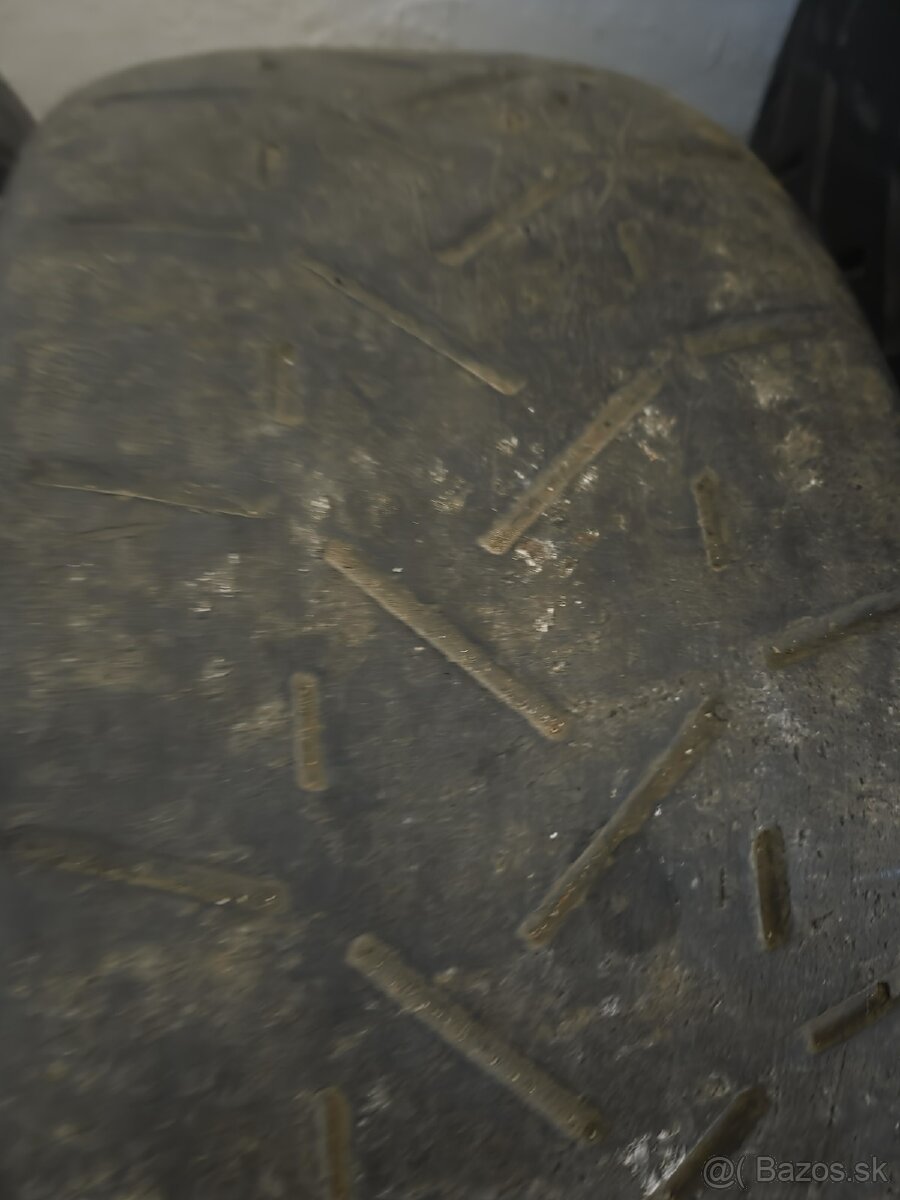 8x R17 semislick - 8