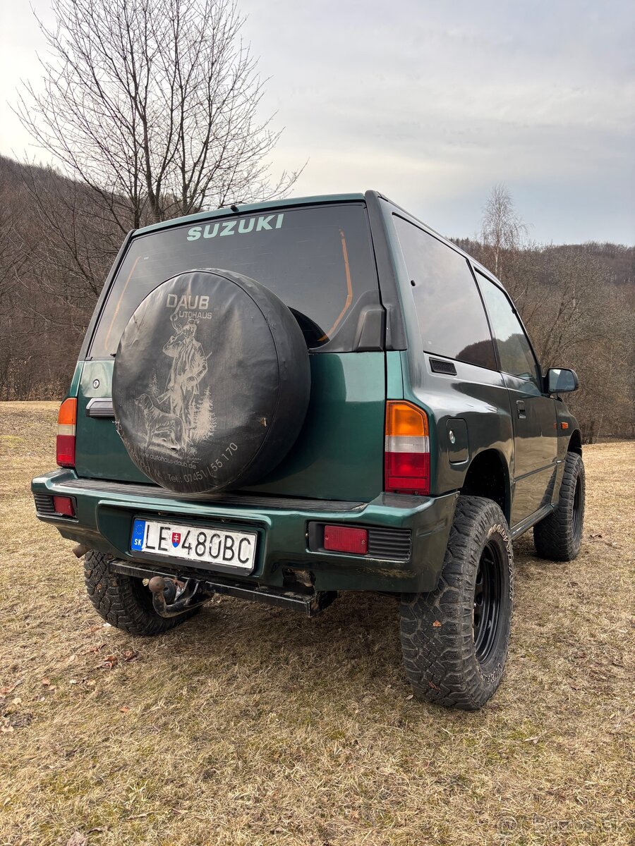 Suzuki Vitara 1.6 - 8