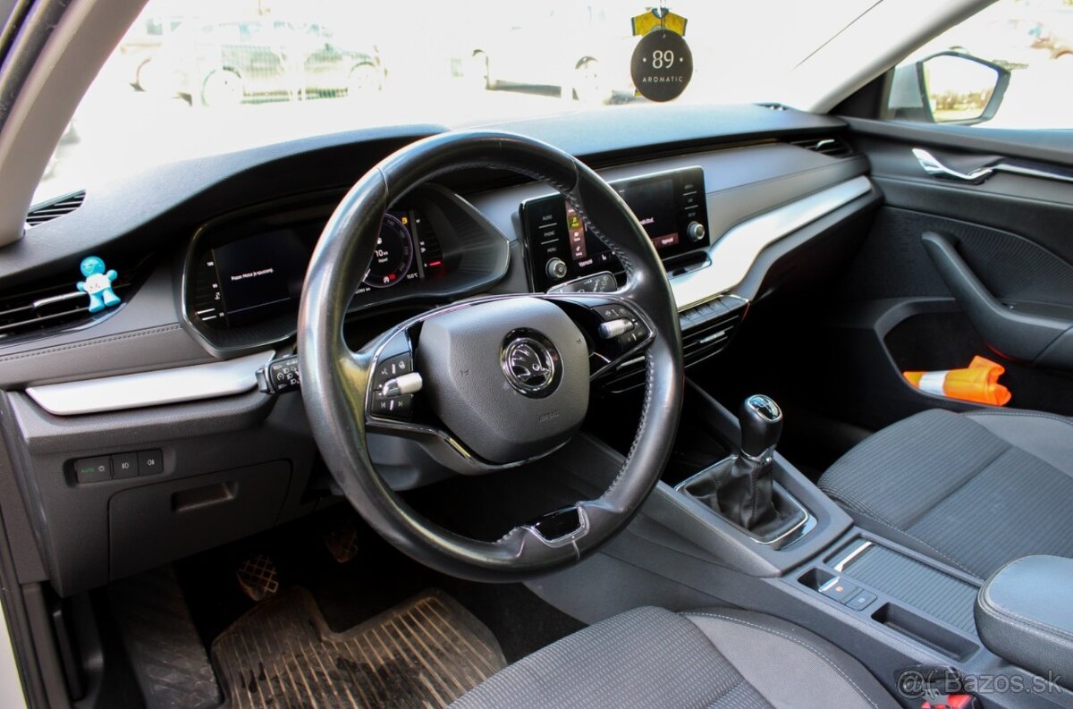 Škoda Octavia Combi 2.0 TDI SCR - 8