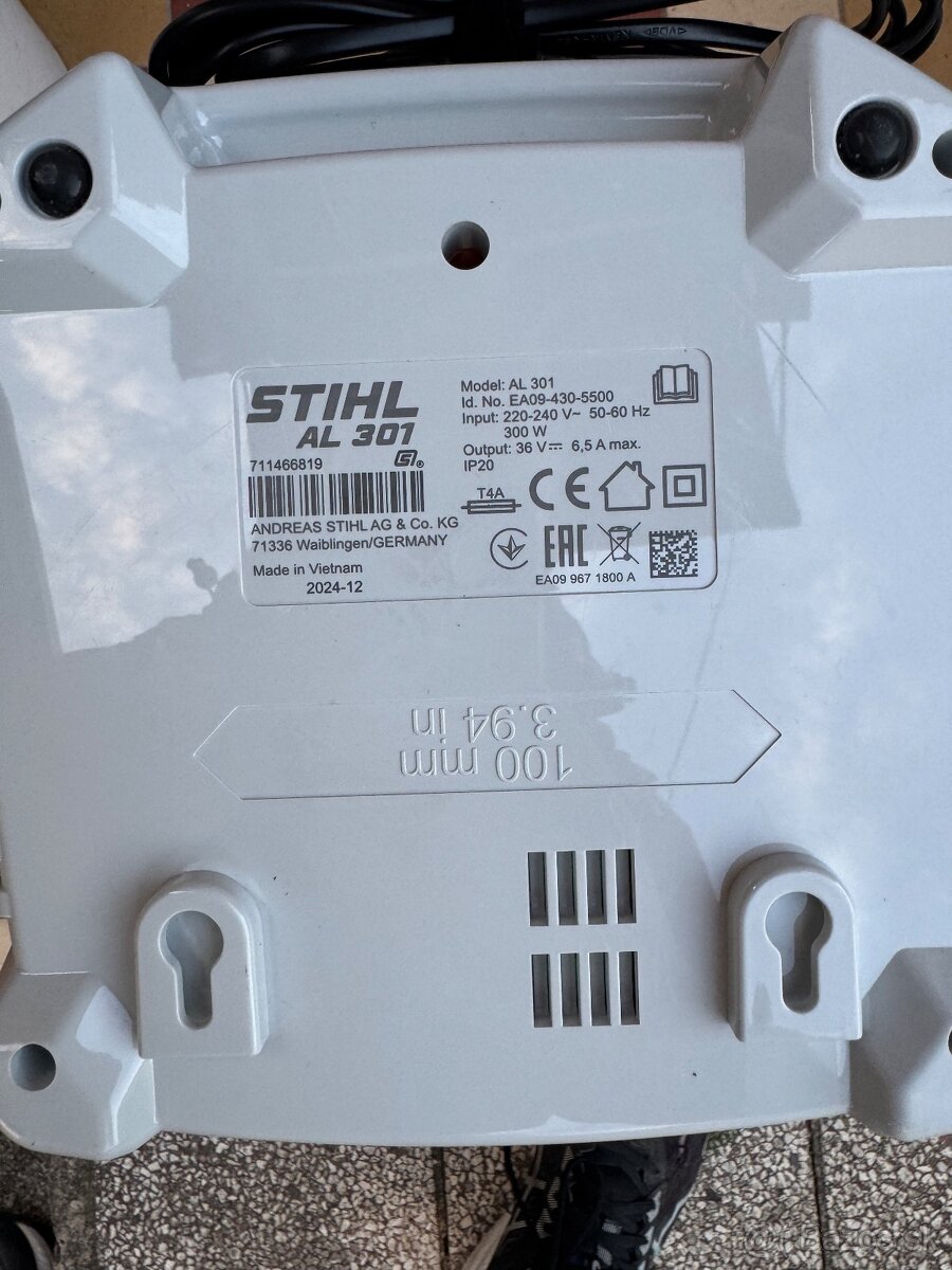 Stihl msa 70 akú pila, baterky a nabíjačka - 8