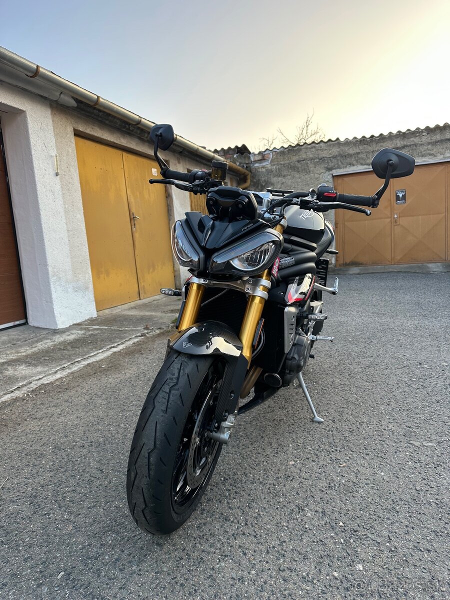 Triumph Speed Triple 1200RS - 8