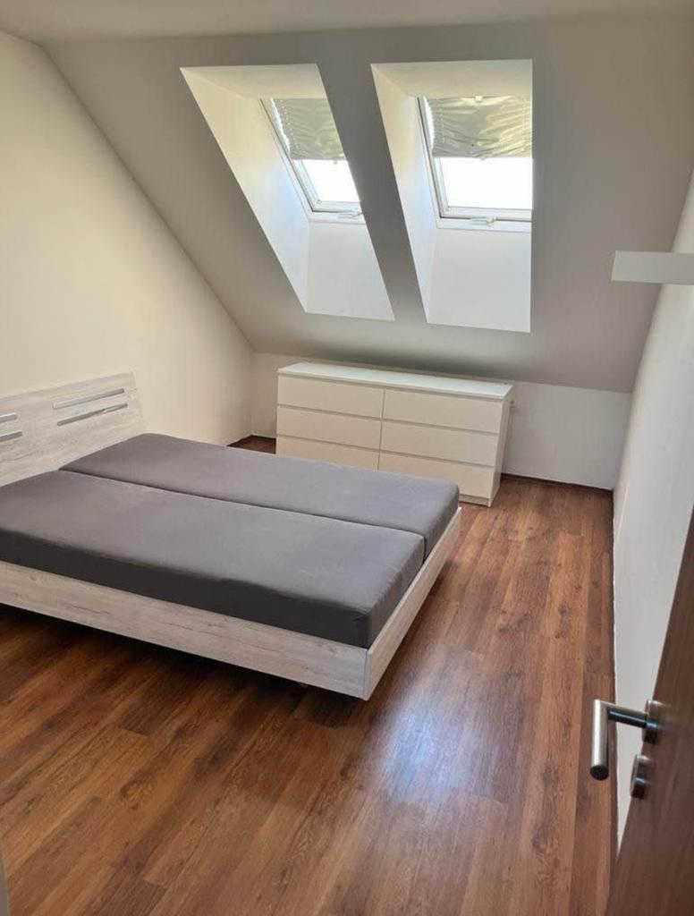 Prenajom 3izb byt - 8