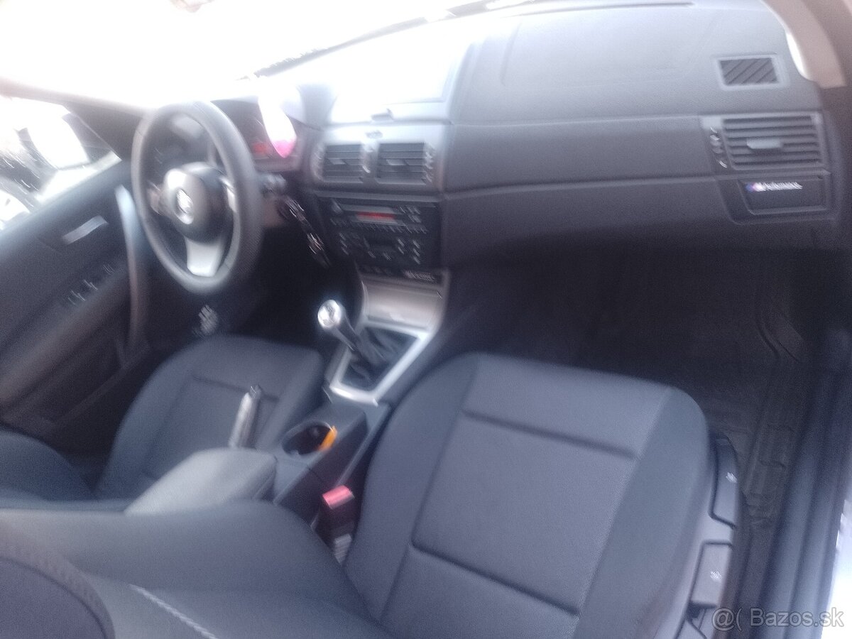 Predám BMW X3 2L benzín 110kw - 8