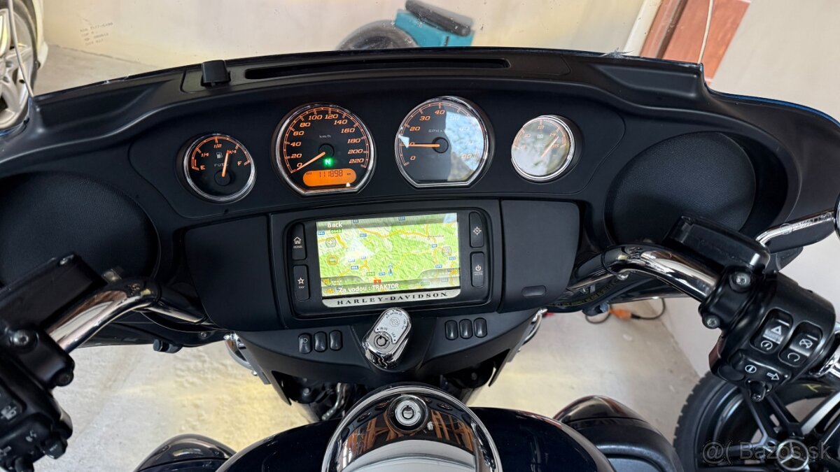 Harley Davidson Electra Glide (2014) - 8