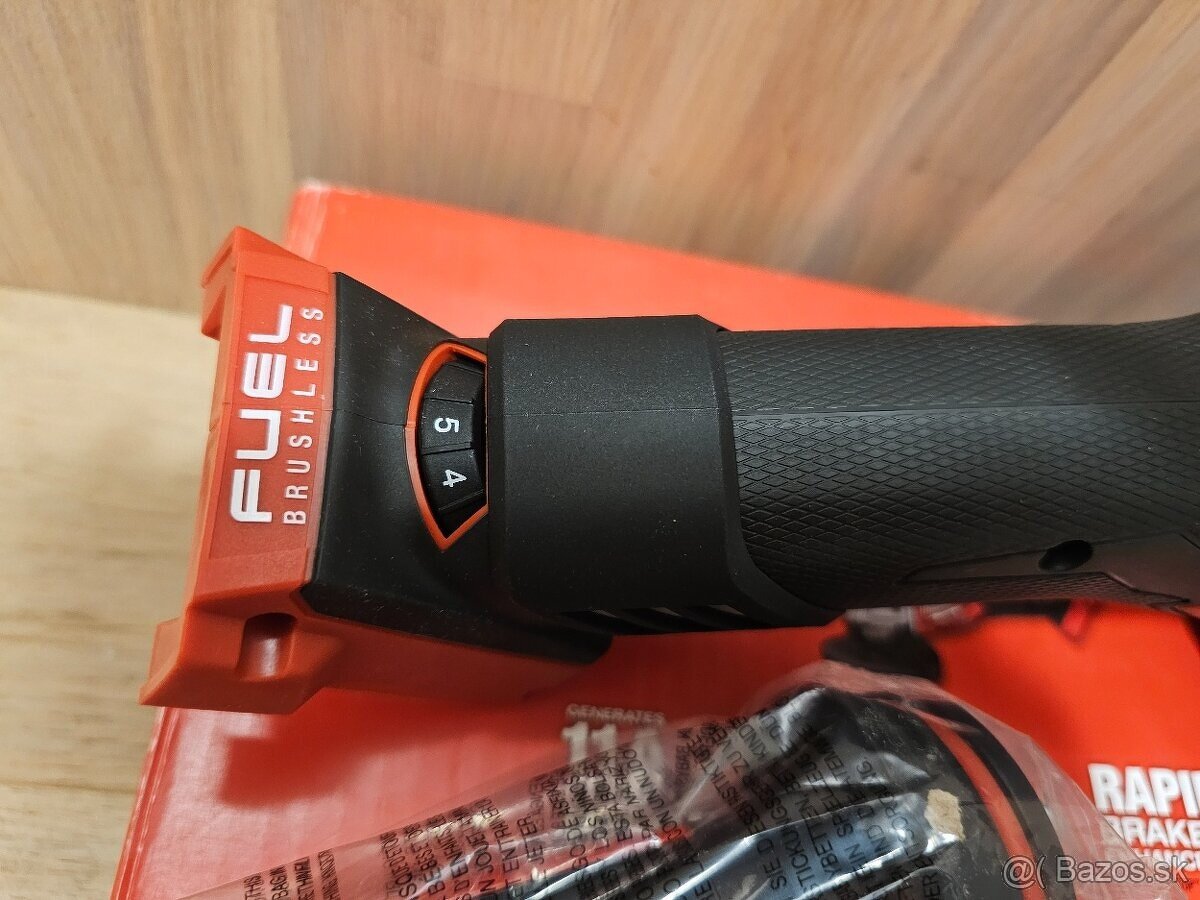 M18 FSAGV125-0 s voličom otáčok - 8