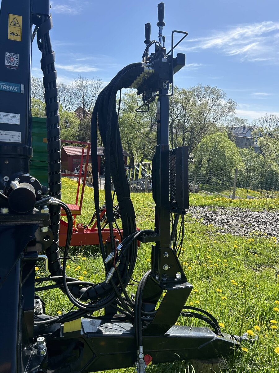 Vyvozka za traktor Príves Palms 8D - 8