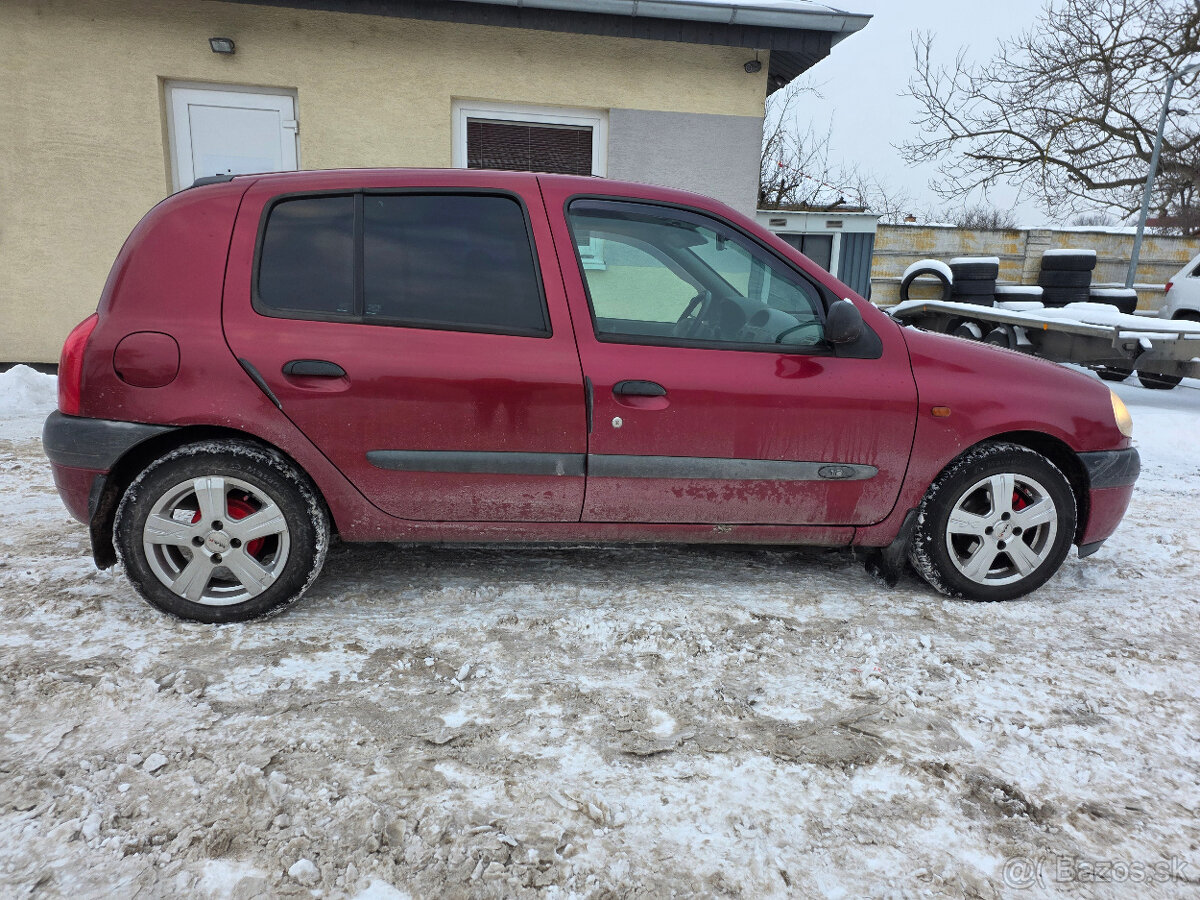 Renault Clio 1.2 RL - 8