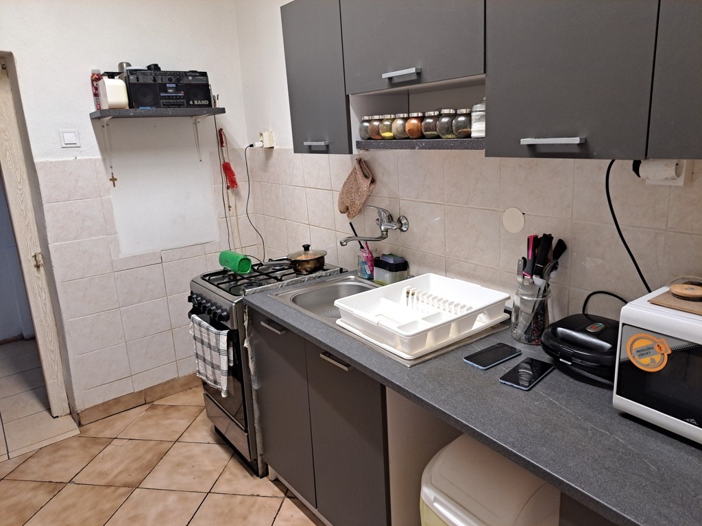 Na predaj dva rodinné domy vo Vrábloch - 8