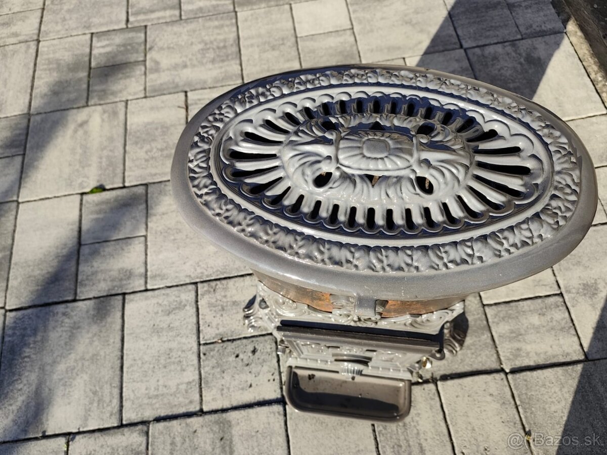 Liatinové kachle GODIN – francúzske, starožitné, funkčné - 8