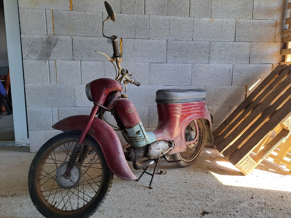 JAWA 50 typ:555 PIONIER - 8