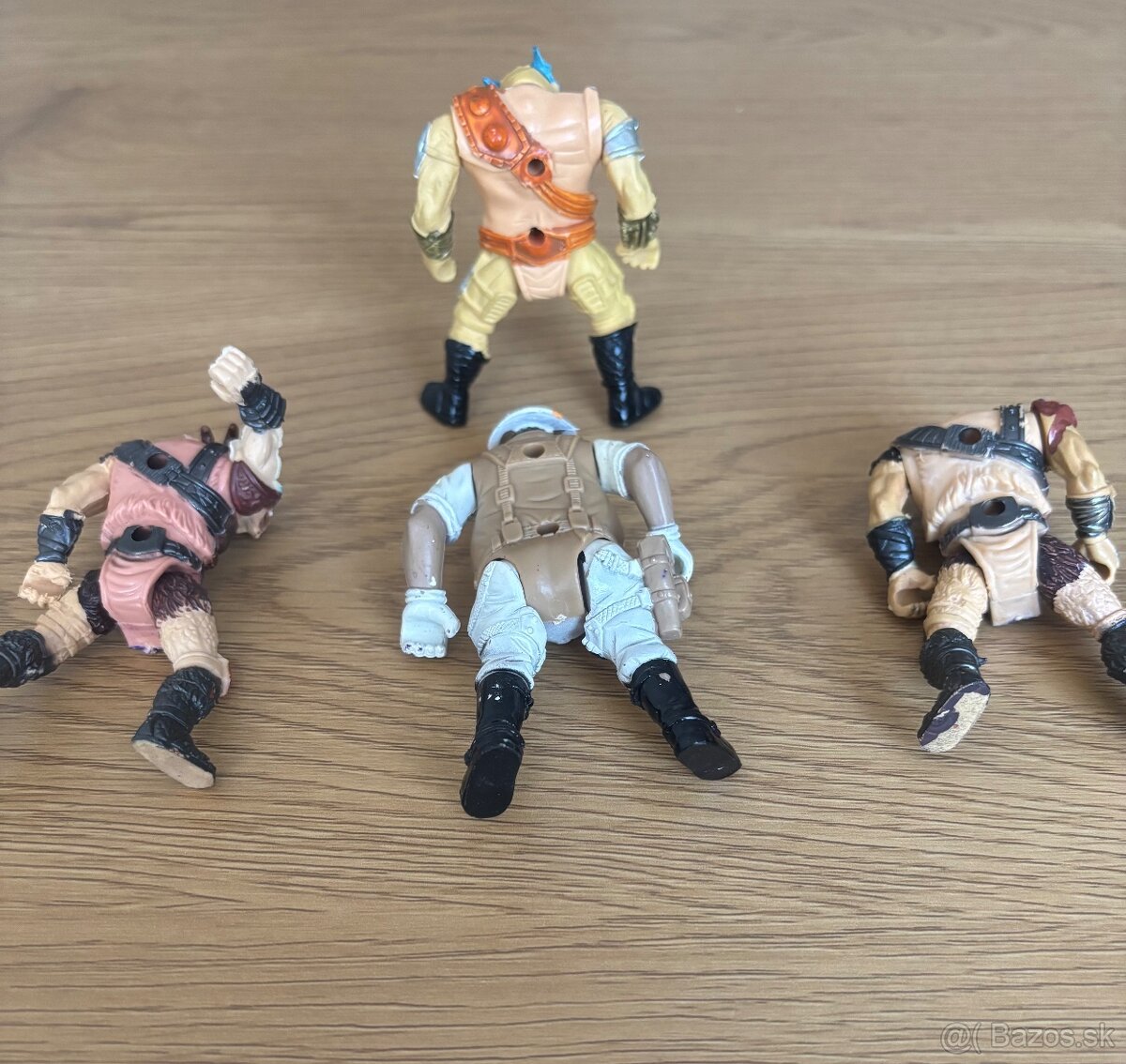 Figúrky dinosauri , lovci - 8