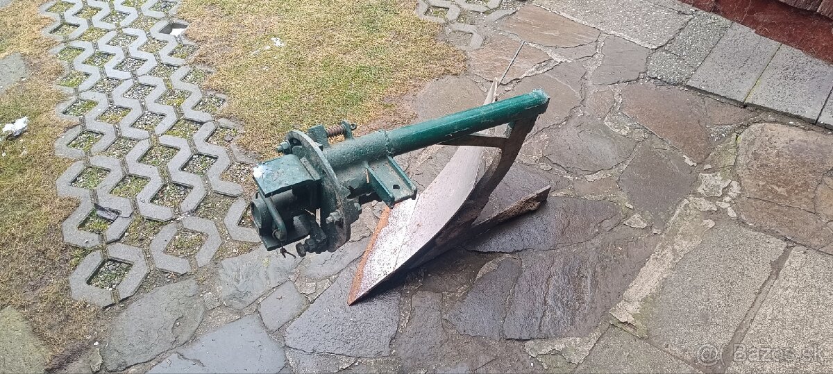 Predám malotraktor TK 14 aj originál pluh - 8