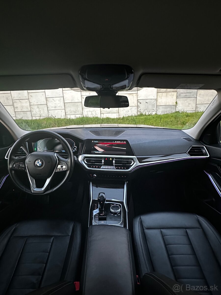 BMW 330e Individual - 8