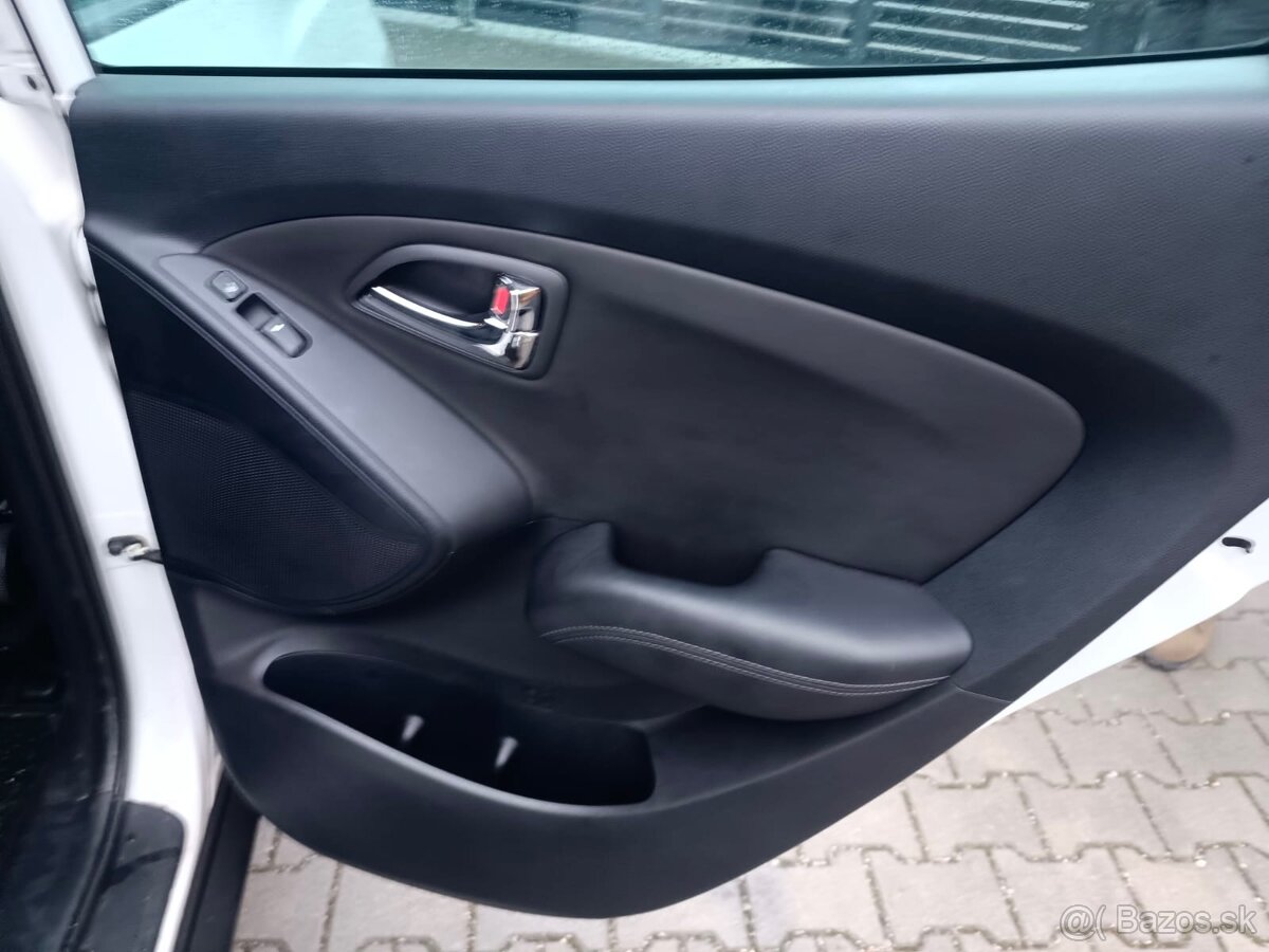HYUNDAI IX35 AUTOMAT - NA PREDAJ - 8