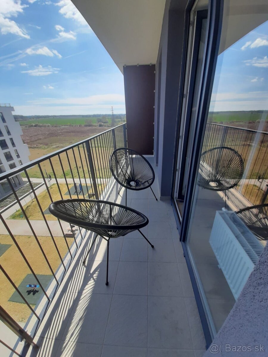 Prenajmem 1-izbový byt - 8