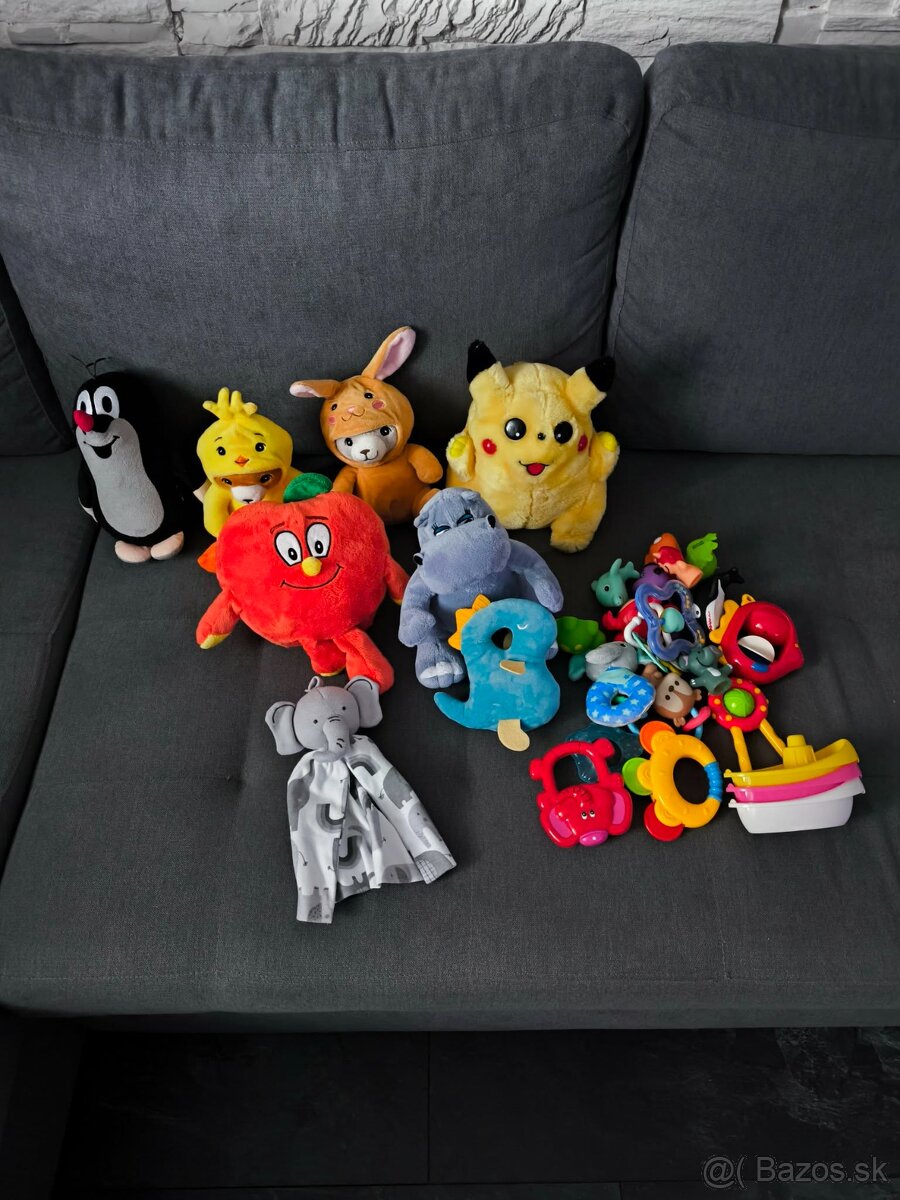 Body,teplaky,ponozky ,doplnky všetko za 30 - 8